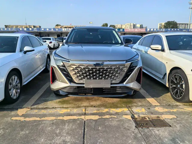 Changan Z6 — Фото автомобиля 2