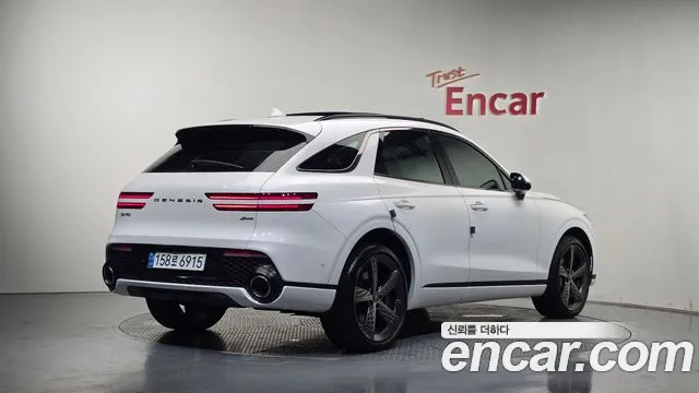 Genesis GV70 — Фото автомобиля 2