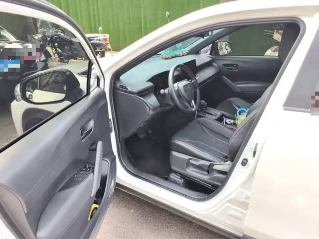 Toyota Frontlander 2026 2.0L Smart Hybrid Dual Engine Leading Edition — Фото автомобиля 13