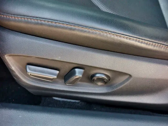 Toyota Camry — Фото автомобиля 11