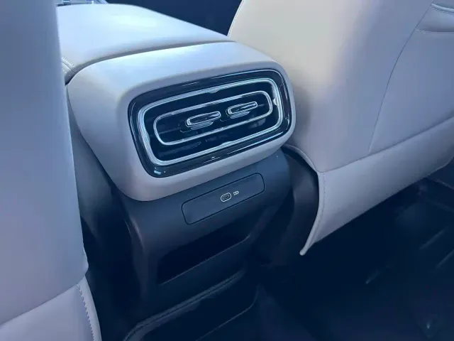 Geely Galaxy Stellar 6 — Фото автомобиля 21
