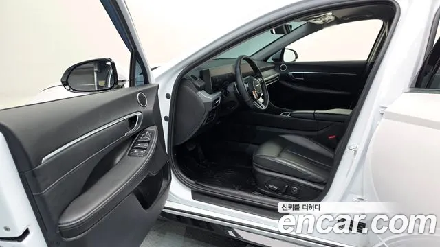 Hyundai Sonata — Фото автомобиля 15