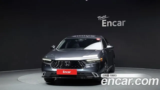 Honda Accord — Фото автомобиля 3