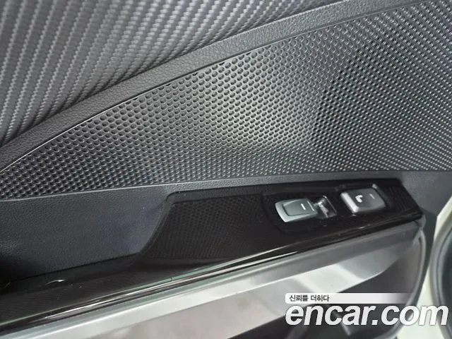 KG_Mobility_Ssangyong TIBOLI Very New Tivoli Бензин 1.5 2WD — Фото автомобиля 14