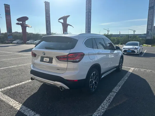 BMW X1 — Фото автомобиля 9