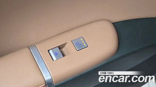 Hyundai Grandeur GN7 — Фото автомобиля 19