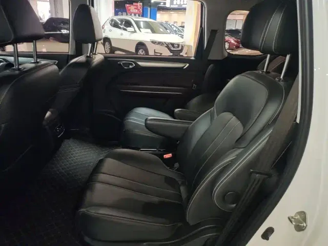 GAC Trumpchi M6 — Фото автомобиля 16