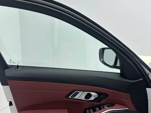 BMW 3 Series — Фото автомобиля 14