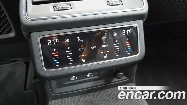 Audi A6 C8 — Фото автомобиля 30
