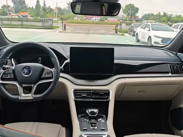 BYD Song PLUS — Фото автомобиля 10