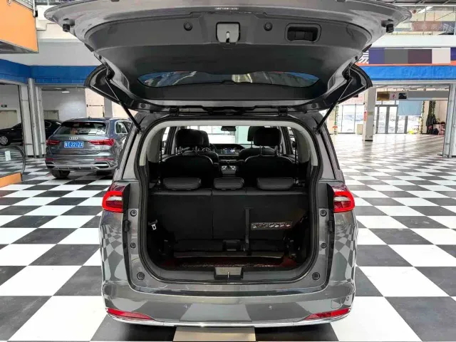 GAC Trumpchi M6 — Фото автомобиля 18