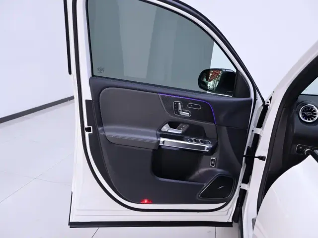 Mercedes-Benz GLB AMG — Фото автомобиля 18