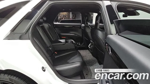 Hyundai Grandeur GN7 — Фото автомобиля 17