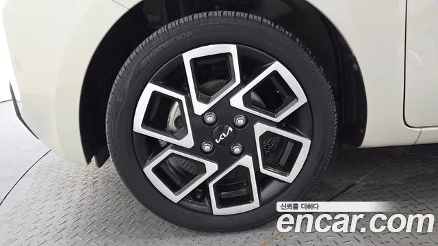 Kia RAY Новый Kia Ray Signature — Фото автомобиля 5