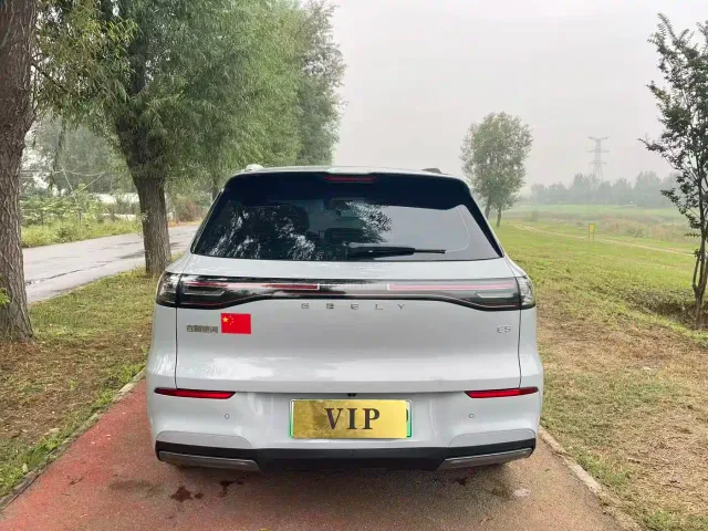 Geely Galaxy E5 — Фото автомобиля 8