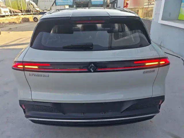 Baojun Yunhai — Фото автомобиля 5