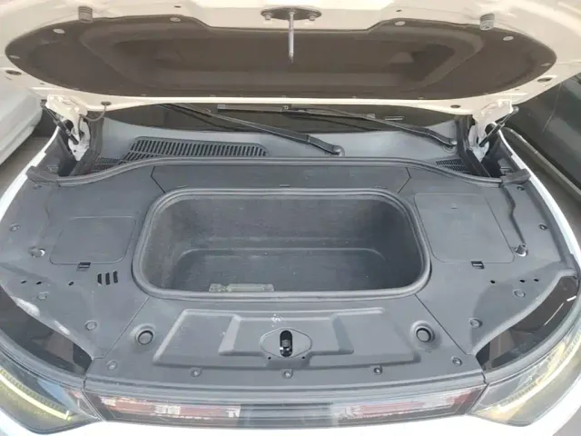 Leapmotor C11 — Фото автомобиля 19