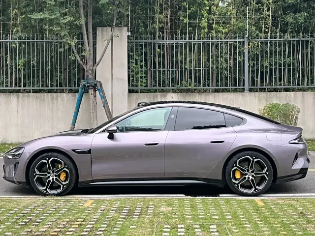 Xiaomi SU7 — Фото автомобиля 4