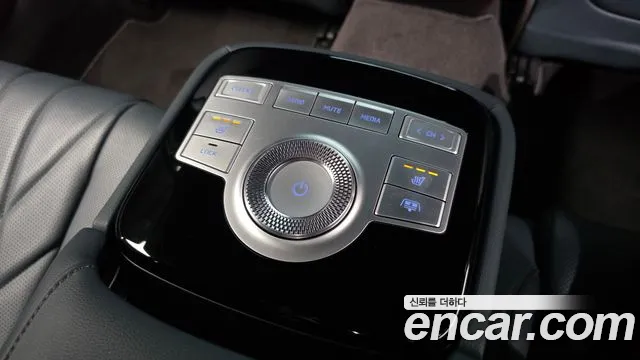 Genesis G80 Бензин 2.5 турбо AWD — Фото автомобиля 19