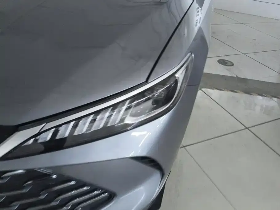 BYD Qin PLUS 2025 DM-i Smart Drive Edition 55KM Surpassing Type — Фото автомобиля 5