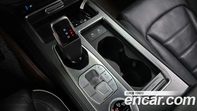 KG_Mobility_Ssangyong Rexton Rexton Arena Дизель 2.2 4WD — Фото автомобиля 3
