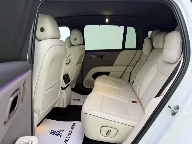 Li Auto i6 — Фото автомобиля 9