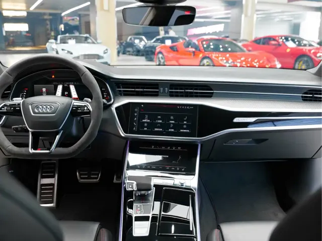 Audi RS 7 — Фото автомобиля 13