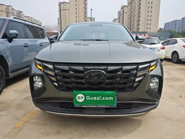 Hyundai Tucson — Фото автомобиля 2