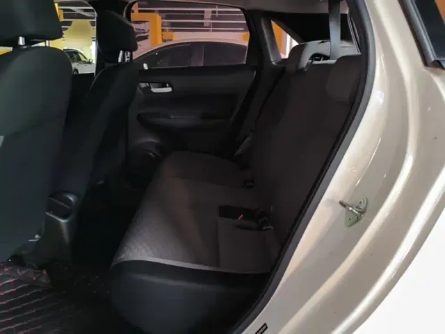 Honda Fit — Фото автомобиля 16