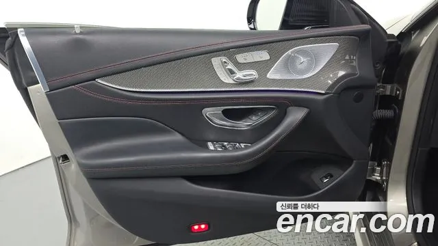 Mercedes-Benz CLS-Class — Фото автомобиля 19