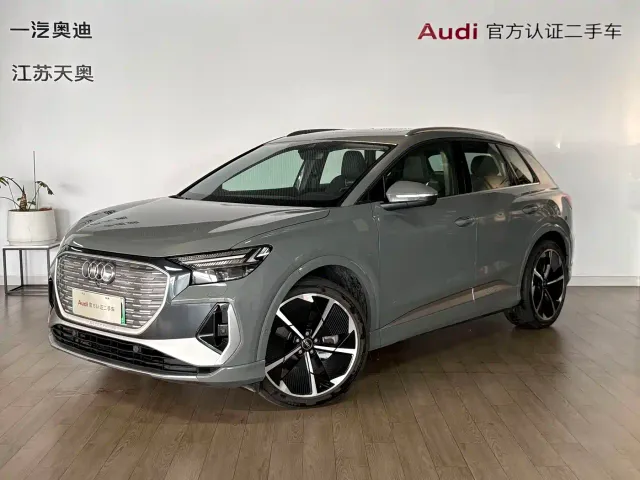 Фотография автомобиля — Audi Q4 e-tron