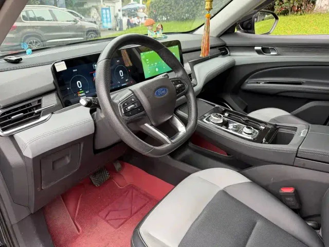 Ford Lingrui — Фото автомобиля 7