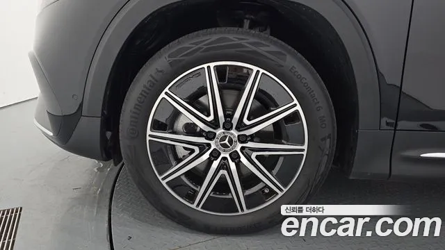 Mercedes-Benz EQB X243 — Фото автомобиля 5