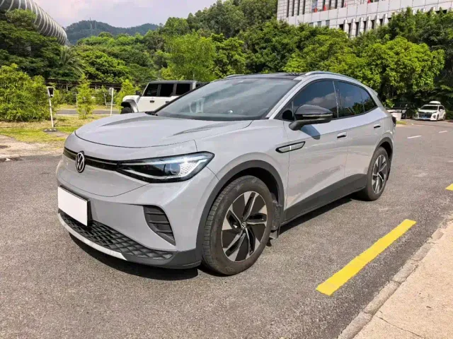 Фотография автомобиля — Volkswagen ID.4 Crozz