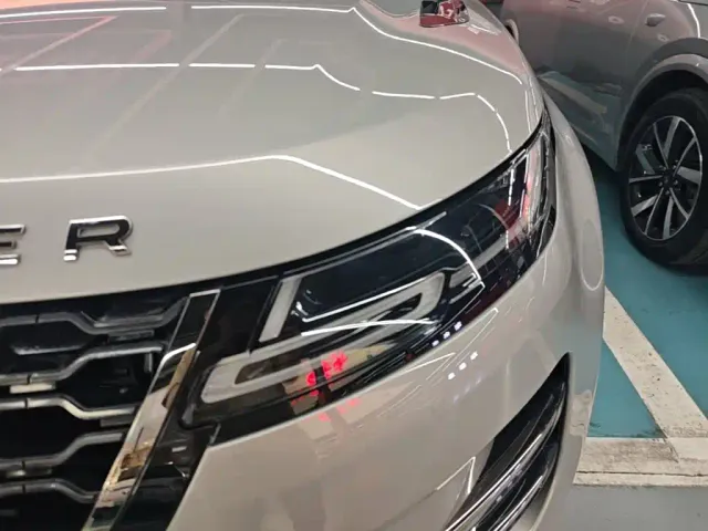 Land Rover Range Rover Evoque — Фото автомобиля 23
