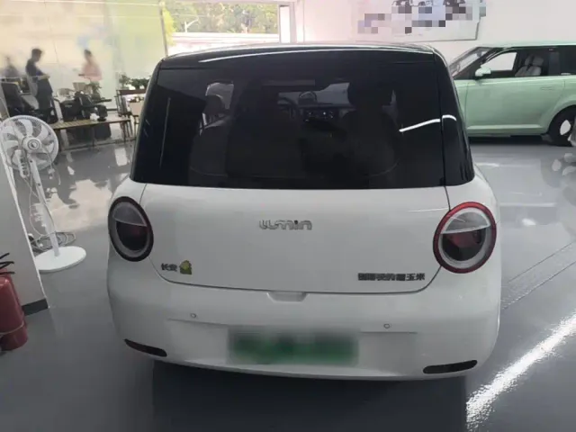 Changan Lumin — Фото автомобиля 3
