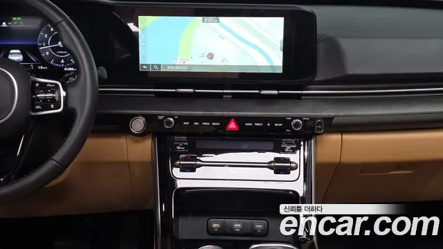 Kia Carnival Generation 4 — Фото автомобиля 13