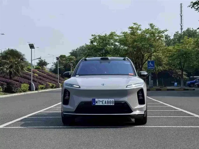 Nio ES6 — Фото автомобиля 3