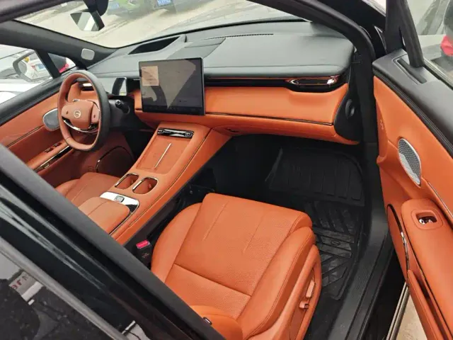 GAC Trumpchi Xiangwang S7 — Фото автомобиля 8