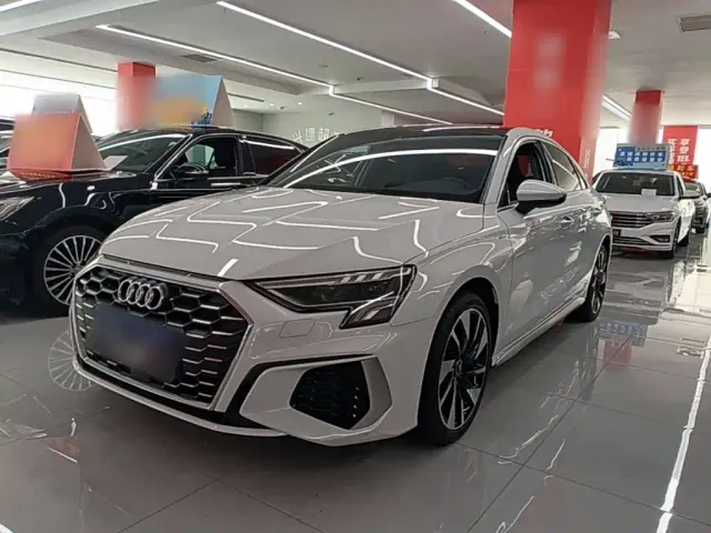 Фотография автомобиля — Audi A3