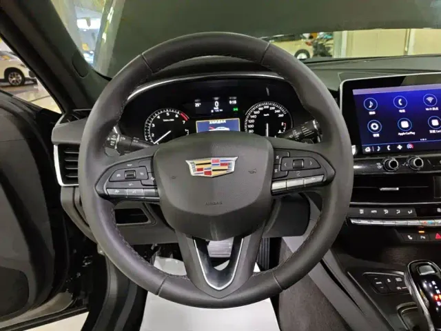 Cadillac CT5 — Фото автомобиля 6