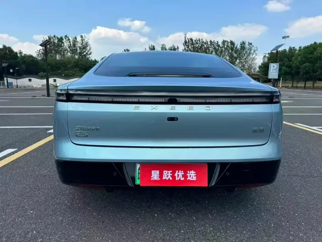 Exeed Exlantix ES 2024 Max Long Range Version — Фото автомобиля 11
