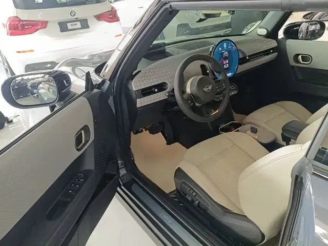 MINI Hatch — Фото автомобиля 15