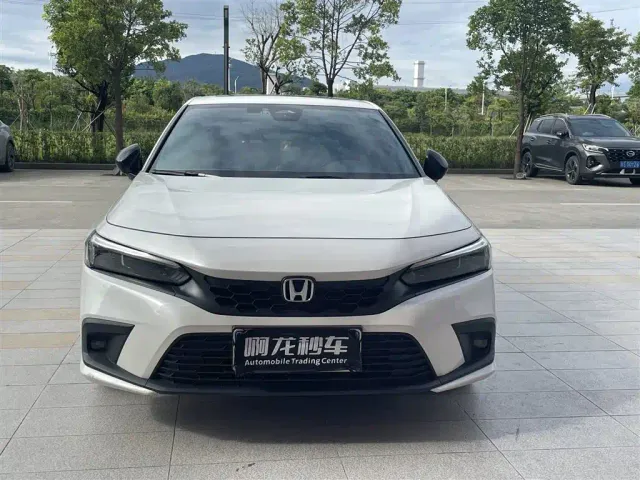 Honda Civic — Фото автомобиля 2