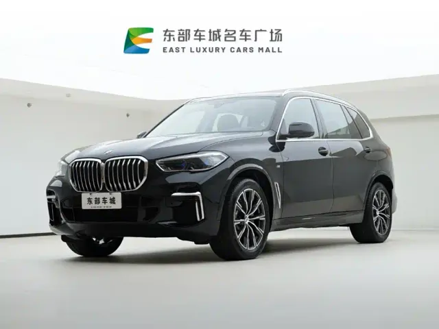 Фотография автомобиля — BMW X5