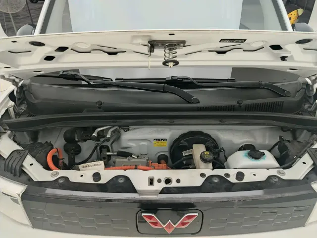 Wuling Hongguang Mini EV — Фото автомобиля 17