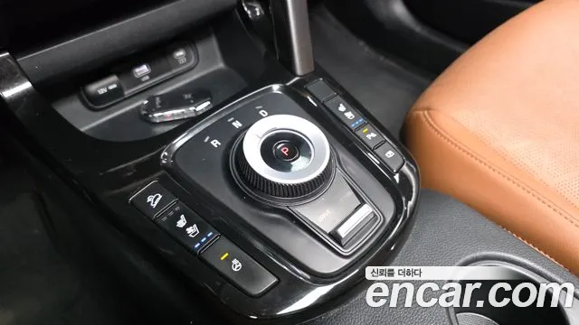Kia Seltos Новый Seltos Бензин 2.0 2WD — Фото автомобиля 9