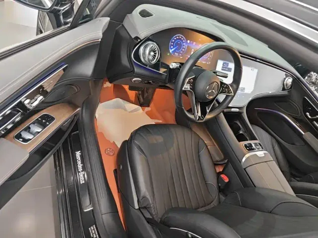 Mercedes-Benz EQS — Фото автомобиля 15