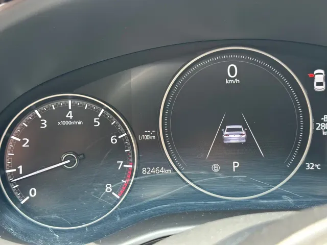 Mazda Axela — Фото автомобиля 16