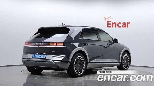 Hyundai Ioniq5 Ioniq5 Long Range AWD — Фото автомобиля 2